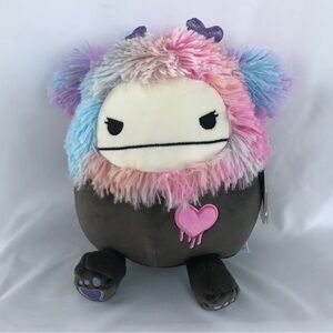 Frumpy the Black & Pink Bigfoot Valentine’s Day Squishmallow 8” NWT